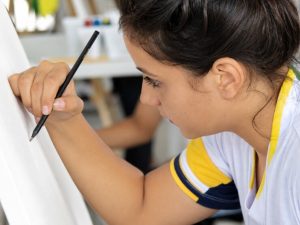 Escolas têm até 30 de novembro para inscrever estudantes em concurso nacional de desenho sobre direitos digitais