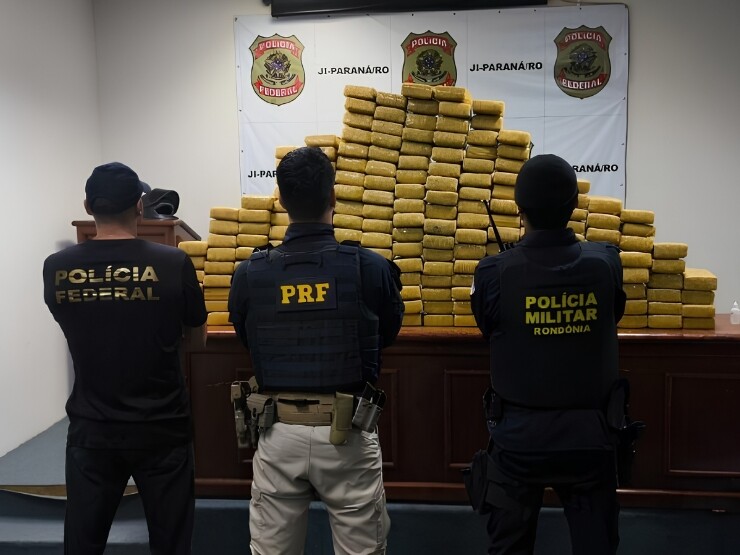 Operação conjunta intercepta carro com 210 quilos de skunk em Rondônia; um foi preso
